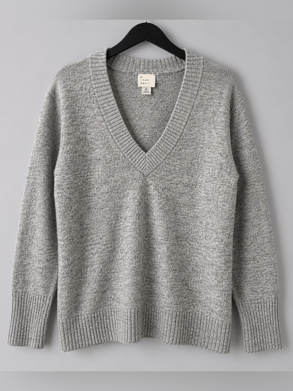 A New Day Gray V-Neck Oversized Sweater Pullover Size M